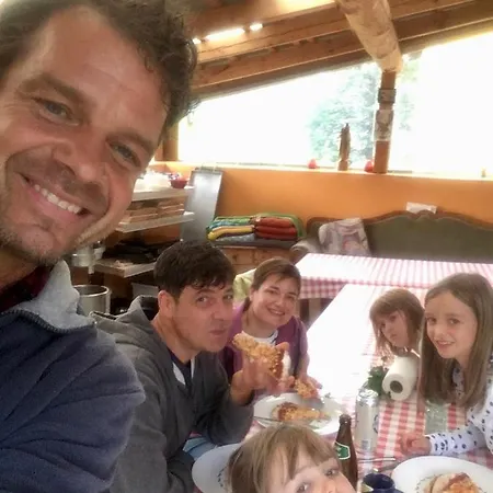 Apartament Mit Terrasse Und Garten