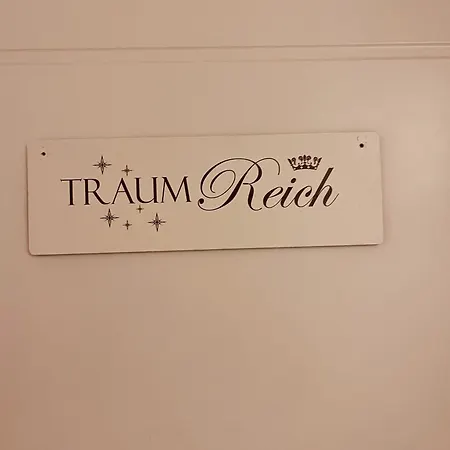 Apartment Einzigartige Mit 3 Und 2 Schlafzimmern *