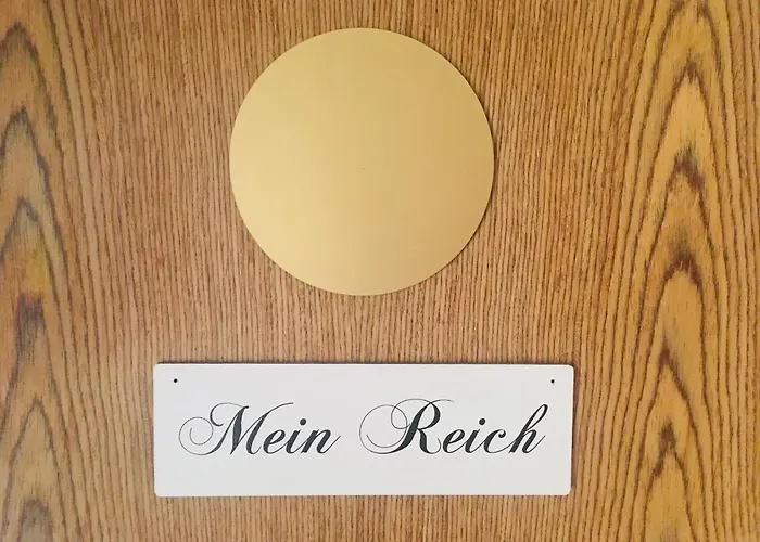 Mit Terrasse Und Garten Apartment